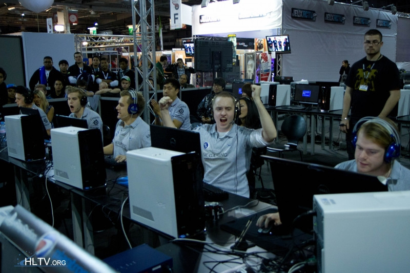 无畏契约手游王俊凯周也加盟，预约人数破7000万，开服在即！